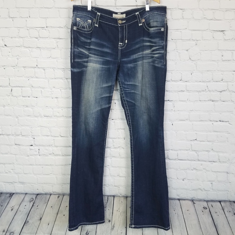 Big Star Maddie Dark Wash Boot Cut Jeans 33L